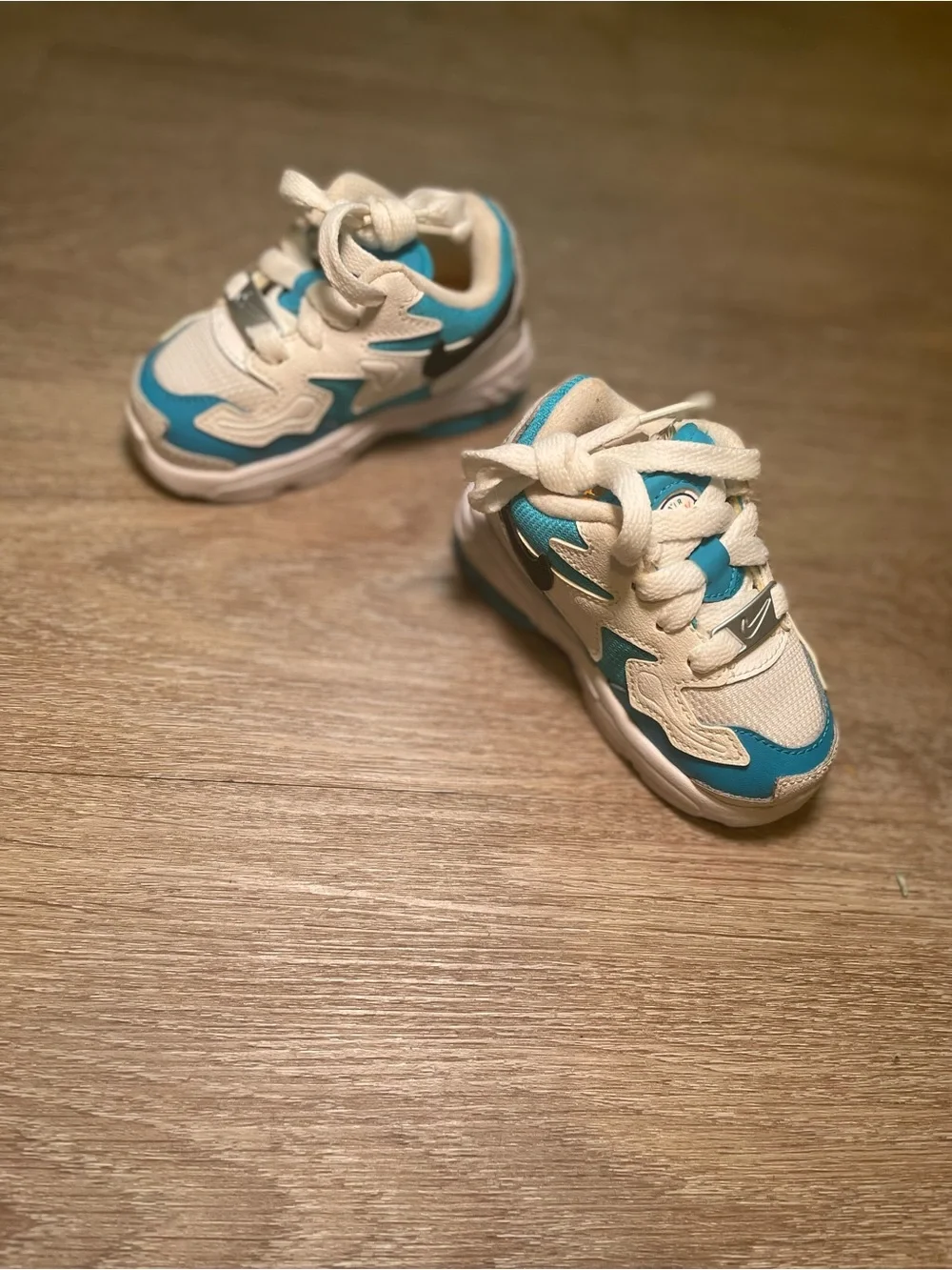 Nike Air Max2 Light Kids Sneakers